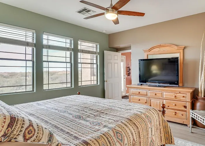 Oro Valley Condo - Nearby Golf & Hiking!